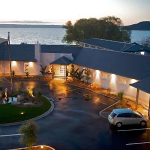 4* Курортный комплекс Wai Ora Lakeside
